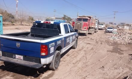 Aseguran camiones de carga por contaminación en Torreón