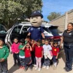 Policías acercan su labor a niños de preescolar en Gómez Palacio