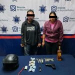 Pareja asalta Oxxo en Gómez Palacio y huyen a Torreón: DSPM los intercepta
