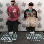 Grupo de Reacción Torreón arresta a dos con 49 bolsitas con droga