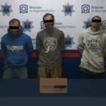 Tres se pelean en calles de Torreón pero se unen contra la Policía Municipal