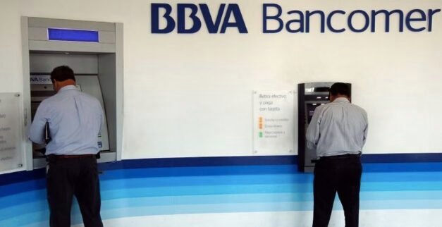 BBVA y sus nuevas comisiones: ¿Cómo afectarán a los clientes en 2025?
