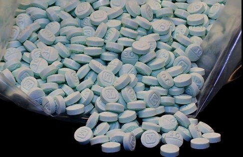 Fentanilo surgió con Peña Nieto: Anabel Hernández señala que se produce en México desde 2016