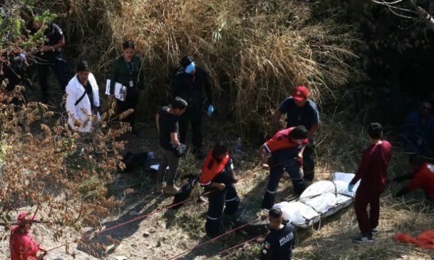 México enfrenta una crisis forense: 52 mil cuerpos sin identificar y sin respuesta oficial
