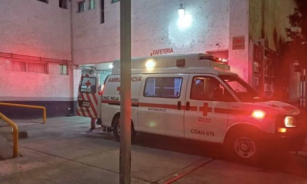 Accidente en la Torreón-Matamoros: Dos estudiantes aplastados por camioneta, uno de ellos grave