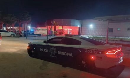 Hombre de 62 años resulta herido tras dispararse accidentalmente en Torreón