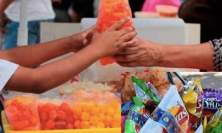 Papitas de carrito: el antojo callejero que podría estar dañando tu salud