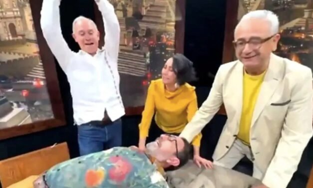 López-Gatell desata polémica tras sketch humorístico en Canal Once