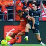 Toluca sufre pero vence a Santos y alcanza al América en la cima del Clausura 2025