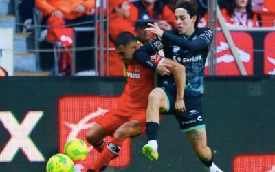 Toluca sufre pero vence a Santos y alcanza al América en la cima del Clausura 2025