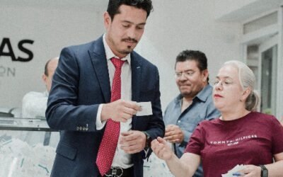 José Tovar Ledesma gana auto en el Sorteo de Usuarios Cumplidos del SIMAS Torreón
