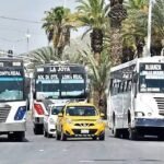 Detectan cuatro rutas de transporte sin unidades en Torreón; concesionarios alargan recorridos para cubrir la demanda