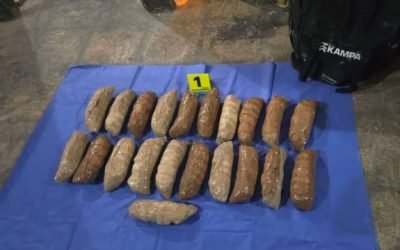 Aseguran 9 kilos de cristal en cateo realizado en colonia de Torreón