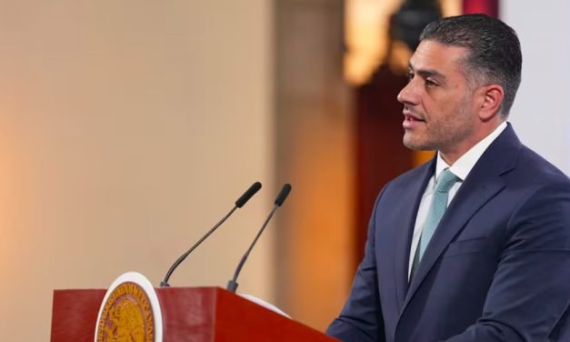 Harfuch reconoce la salida de 17 familiares de Ovidio Guzmán a Estados Unidos