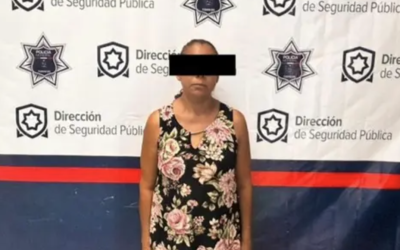 Detienen a mujer por robo y amenazas en el Centro de Torreón; habría sustraído 300 mil pesos