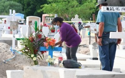 Refuerzan seguridad en panteones por Día de las Madres en Torreón