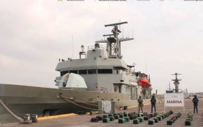 Armada de México decomisa 1.28 toneladas de cocaína frente a costas de Michoacán