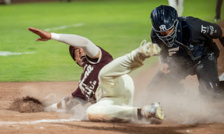 Bateo de poder y Manny Bañuelos le dan triunfo a Sultanes sobre Algodoneros