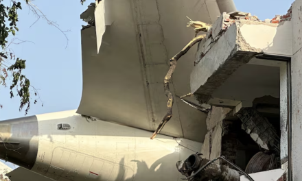 Tragedia aérea en India: un avión de Air India se estrella tras despegar y deja al menos 268 muertos