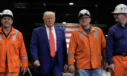 Trump sube aranceles al acero y aluminio al 50%, pero exenta al Reino Unido por acuerdo económico