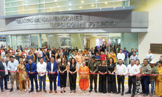 Arranca la Feria Gómez Palacio 2025 con coronación, música y gran ambiente familiar