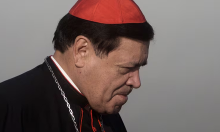 Devuelven más de 1,4 millones de pesos al cardenal Norberto Rivera por compra de lujosos departamentos en Mítikah