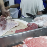 Plaga en México dispara alerta en EE.UU.: escasez de carne y alza de precios por suspensión de exportaciones