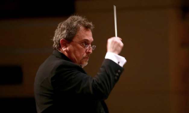 Ramón Shade se jubila tras 30 años al frente de la Camerata de Coahuila