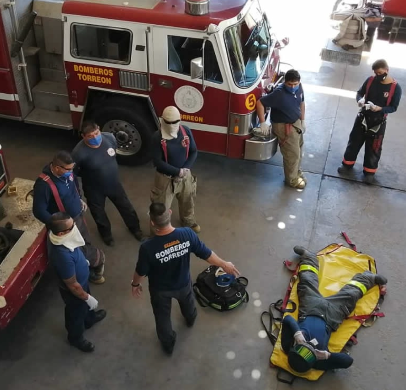 Protección Civil de Torreón capacita a la ciudadanía en primeros auxilios y respuesta a emergencias