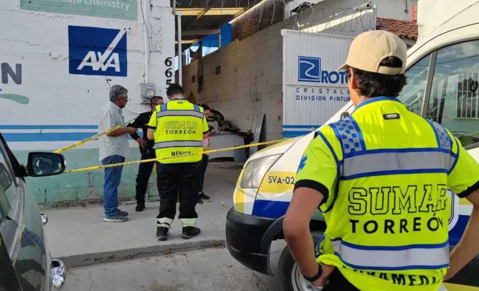 Muere hombre tras desvanecerse al salir de su trabajo en el Centro de Torreón