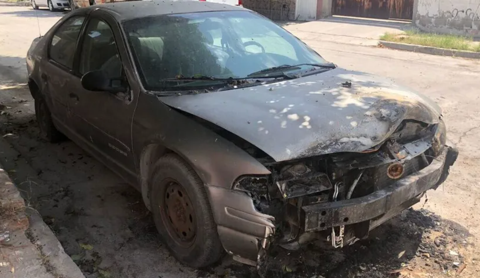 Vecinos de La Dalia exigen justicia tras incendio provocado a un automóvil en Torreón