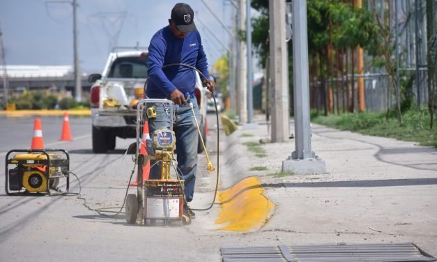 Mejoran incorporación vehicular de Santa Rosa al bulevar Rebollo Acosta