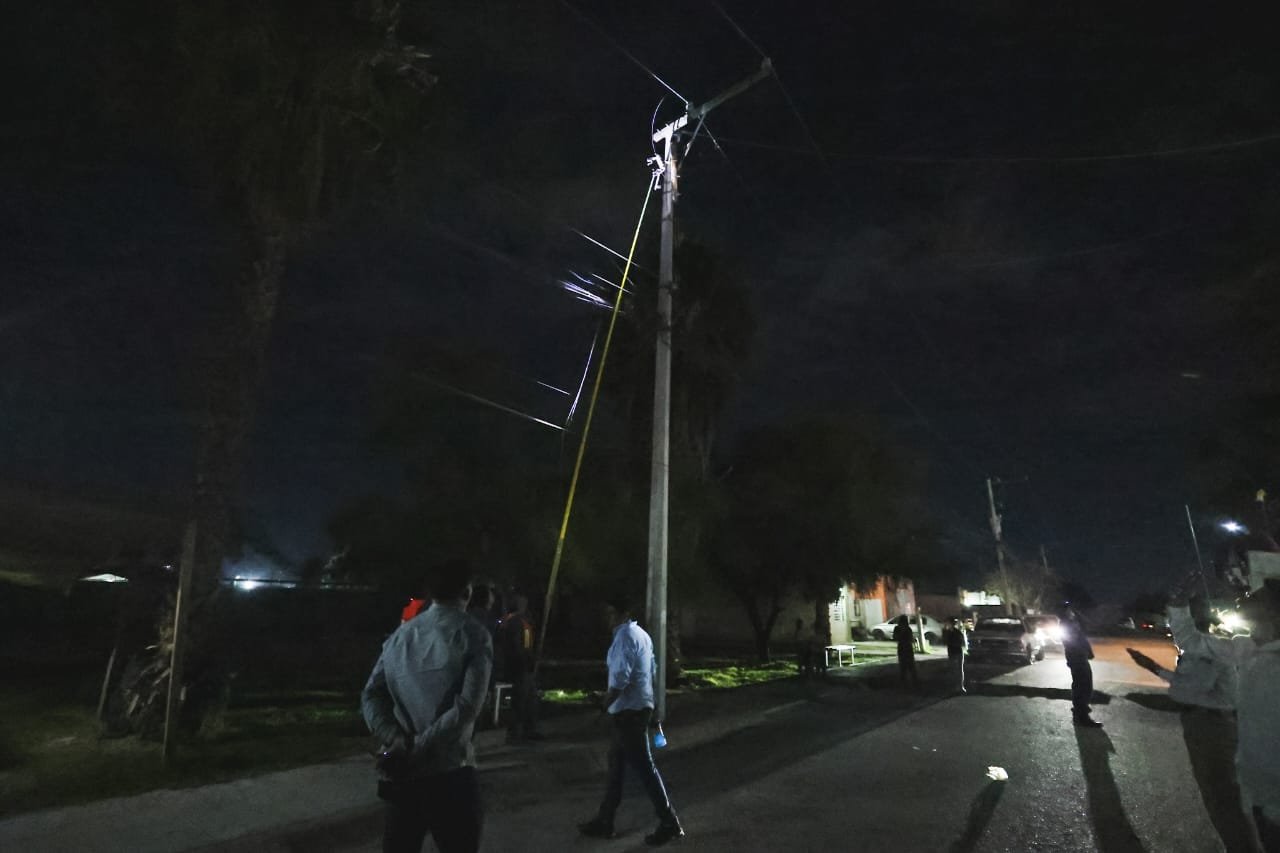 Los habitantes de Gómez Palacio ya no vivirán en penumbras: Betzabé Martínez supervisa alumbrado público