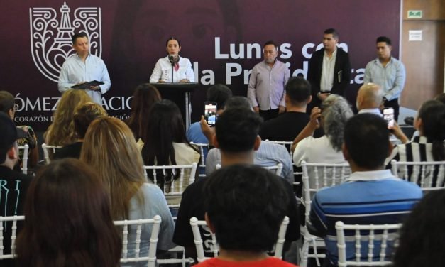 Betzabé Martínez atiende planteamientos de comerciantes  de Gómez Palacio