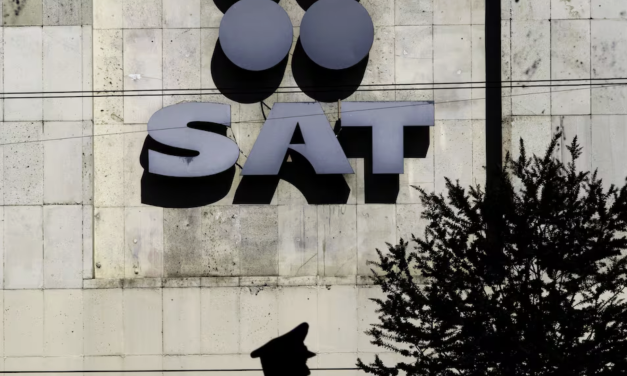 SAT revela 109 expedientes penales por contrabando de combustible y fraudes fiscales en aduanas