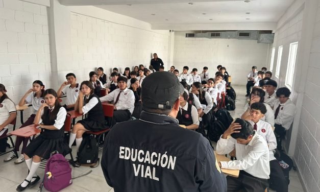 Tránsito y Vialidad de Lerdo ampliará curso de Educación Vial a nivel preparatoria del CELC