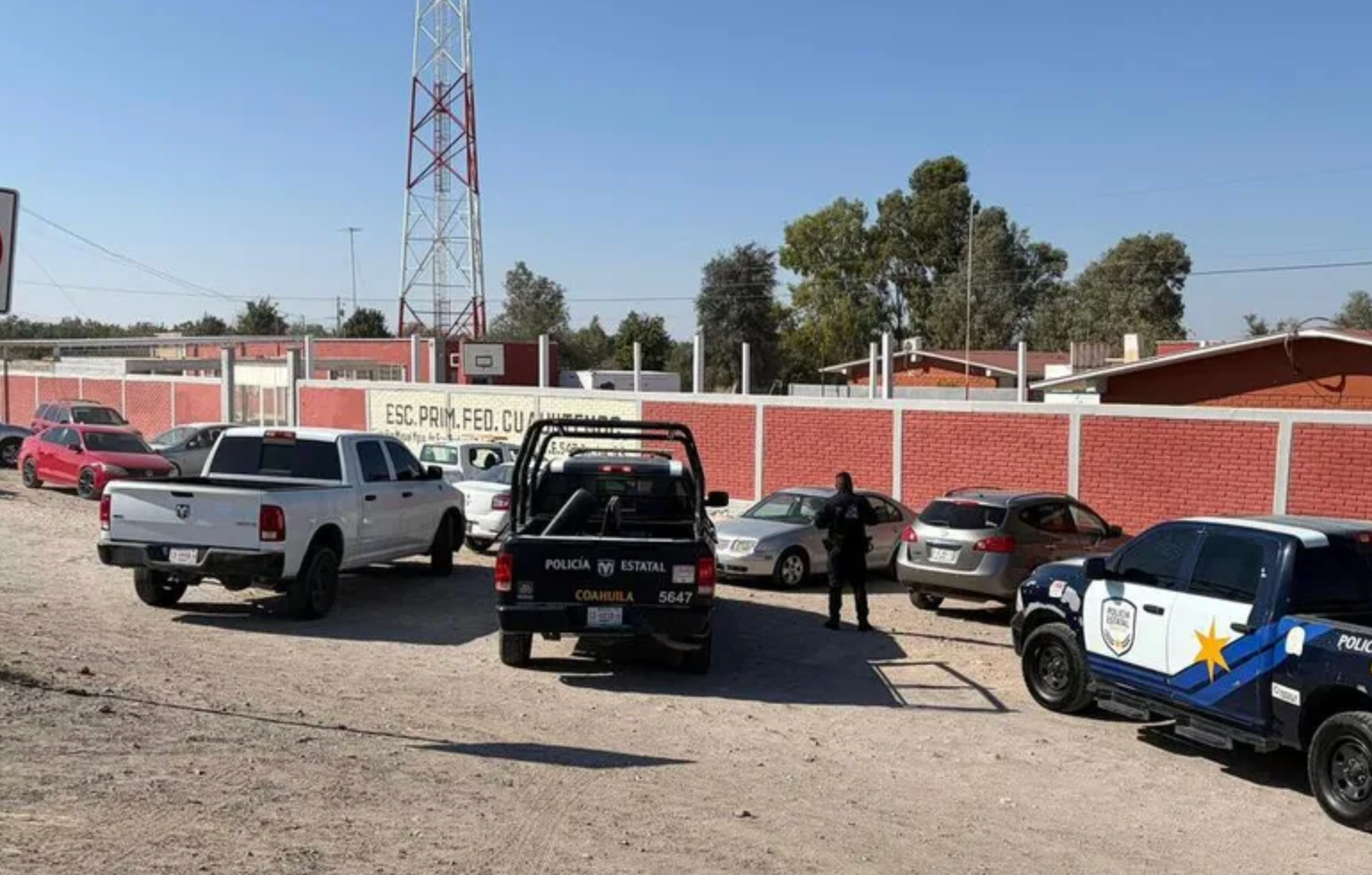 La Escuela es Nuestra