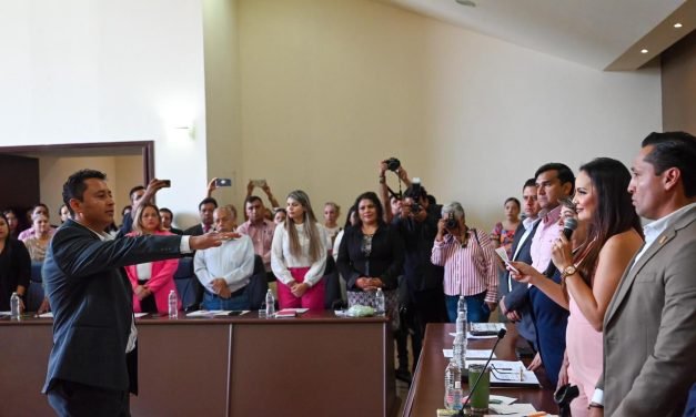 Alfredo Molina es ratificado como Director del SAPAL en Lerdo