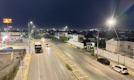 Modernizan alumbrado público en la colonia Las Etnias para reforzar la seguridad y eficiencia energética