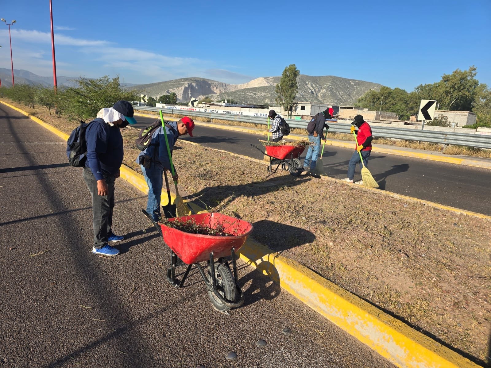 dd98dd88-ba7a-45da-972c-9371bf2746b2