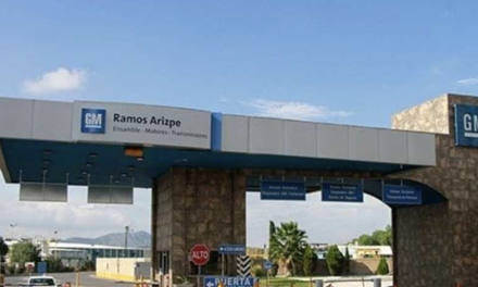 General Motors suspende operaciones en Ramos Arizpe por bloqueos carreteros en Guanajuato