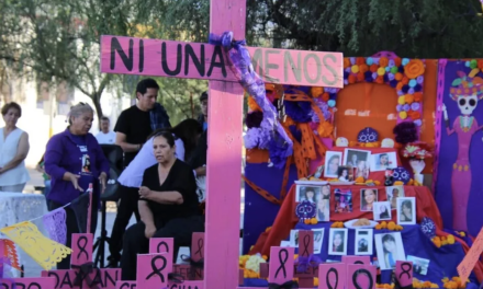 Madres de víctimas de feminicidio exigen en Torreón cumplir promesa de memorial