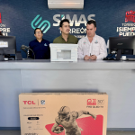 SIMAS Torreón entrega las 10 pantallas del Buen Fin y reconoce a usuarios cumplidos