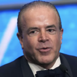 UIF congela cuentas del dueño de Miss Universo, Raúl Rocha Cantú, por investigación de narcotráfico y tráfico de armas