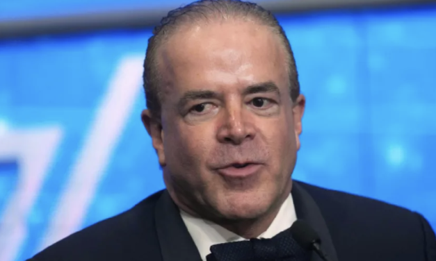 UIF congela cuentas del dueño de Miss Universo, Raúl Rocha Cantú, por investigación de narcotráfico y tráfico de armas