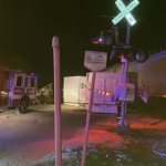 Chofer de tráiler salva la vida tras ser embestido por el tren en Gómez Palacio