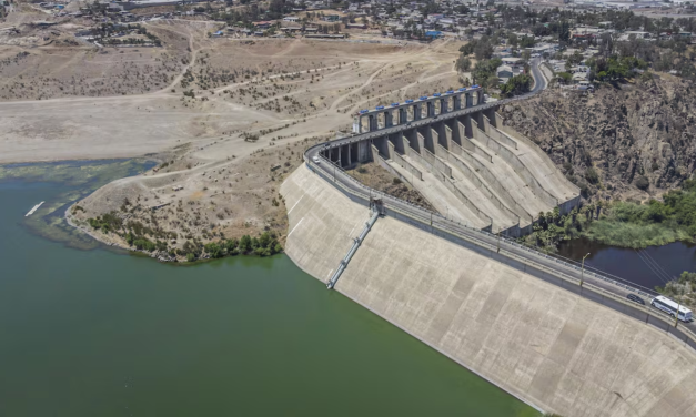 México acuerda con EU entregar agua del Río Bravo tras amenaza arancelaria de Trump