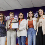 DIF Torreón recibe el distintivo “Embajador Naranja” por su labor contra la violencia hacia las mujeres