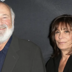 Detienen a hijo de Rob Reiner por el asesinato del cineasta y su esposa en Los Ángeles