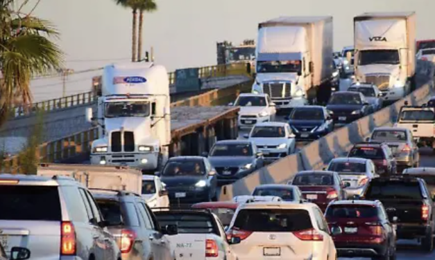 Torreón duplica su parque vehicular en una década y crece la presión por espacios de estacionamiento